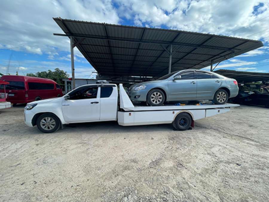 10 - https://petchcarslidedonmuang24hours.com | เพชร By น้องพอร์ตน้องนุดาสไลด์ออน ให้บริการรถยก รถสไลด์ รถลากจูง ตลอด 24 ชั่วโมง ราคาถูก บริการรวดเร็ว ครอบคลุมการขนส่งรถยนต์ มอเตอร์ไซค์ สินค้า และช่วยเหลือฉุกเฉิน