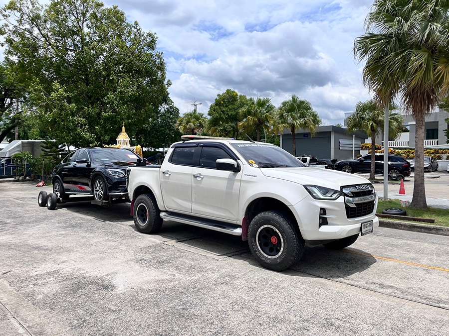 22 - https://petchcarslidedonmuang24hours.com | เพชร By น้องพอร์ตน้องนุดาสไลด์ออน ให้บริการรถยก รถสไลด์ รถลากจูง ตลอด 24 ชั่วโมง ราคาถูก บริการรวดเร็ว ครอบคลุมการขนส่งรถยนต์ มอเตอร์ไซค์ สินค้า และช่วยเหลือฉุกเฉิน