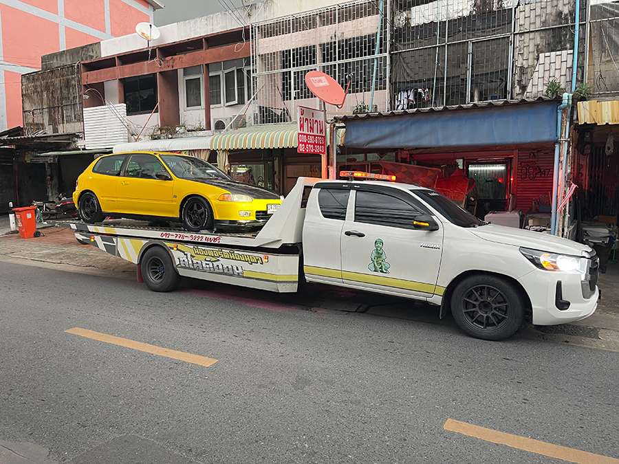 24 - https://petchcarslidedonmuang24hours.com | เพชร By น้องพอร์ตน้องนุดาสไลด์ออน ให้บริการรถยก รถสไลด์ รถลากจูง ตลอด 24 ชั่วโมง ราคาถูก บริการรวดเร็ว ครอบคลุมการขนส่งรถยนต์ มอเตอร์ไซค์ สินค้า และช่วยเหลือฉุกเฉิน